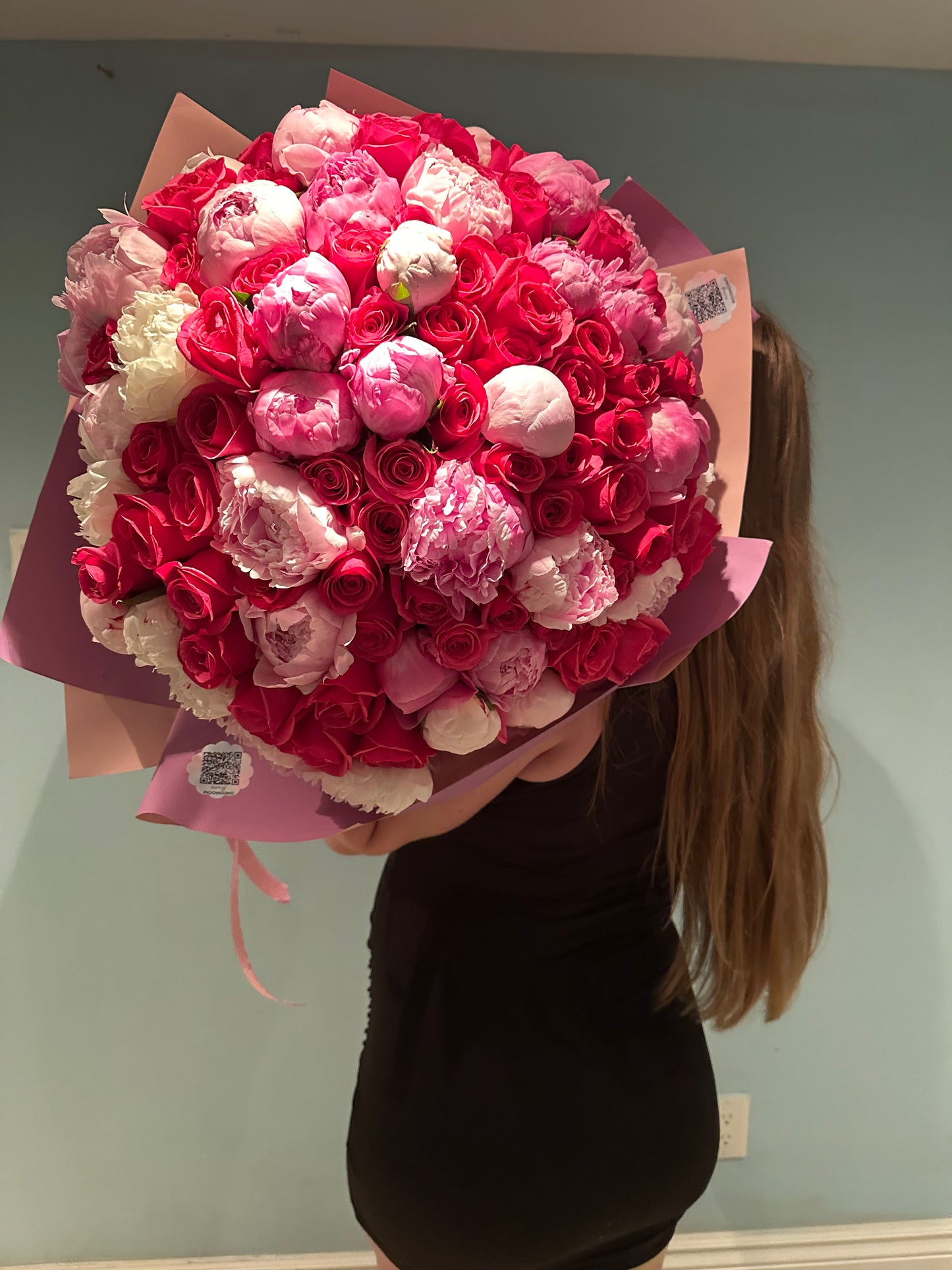 Raspberry Peony and Roses Cloud