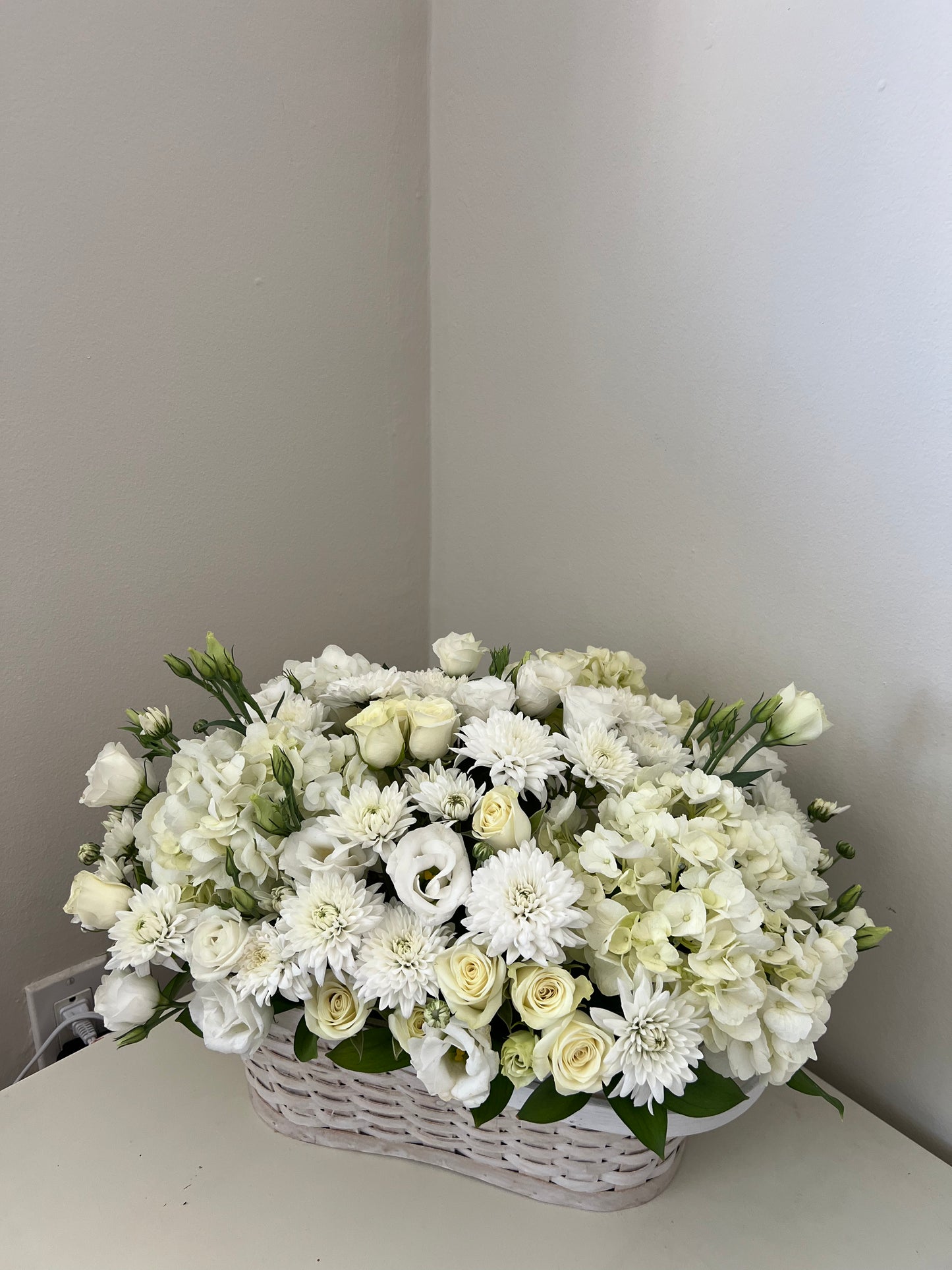 White Flowers Busket