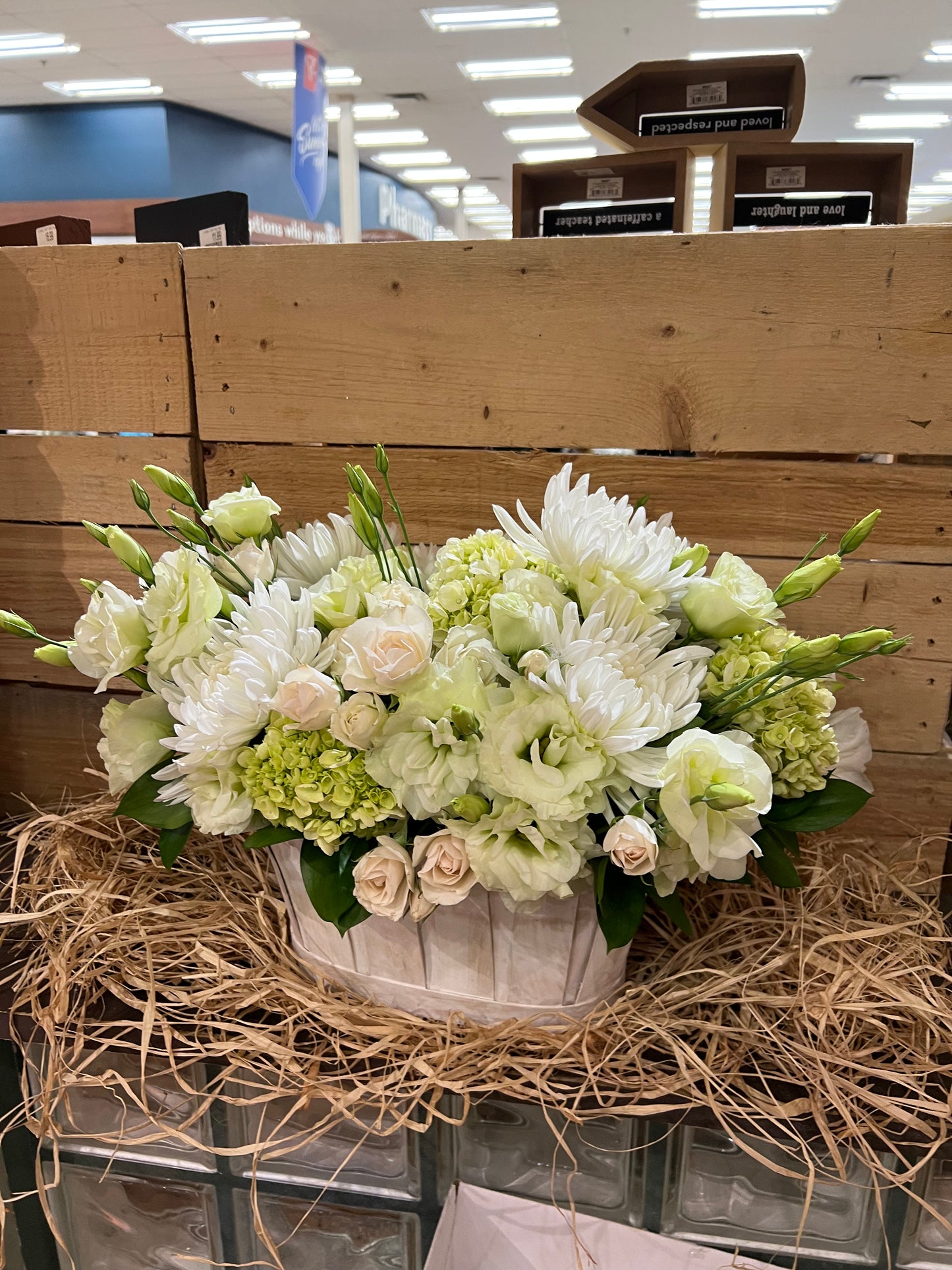 White and Green Mix Basket
