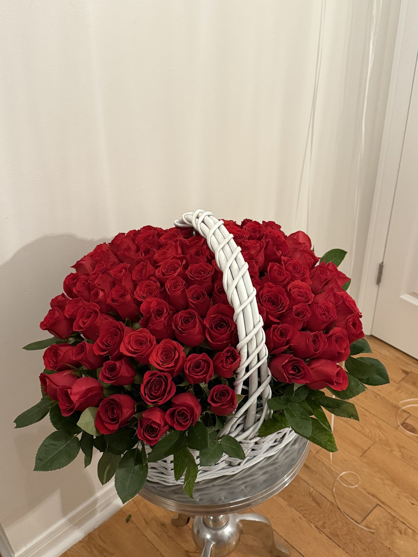Red Rose Basket