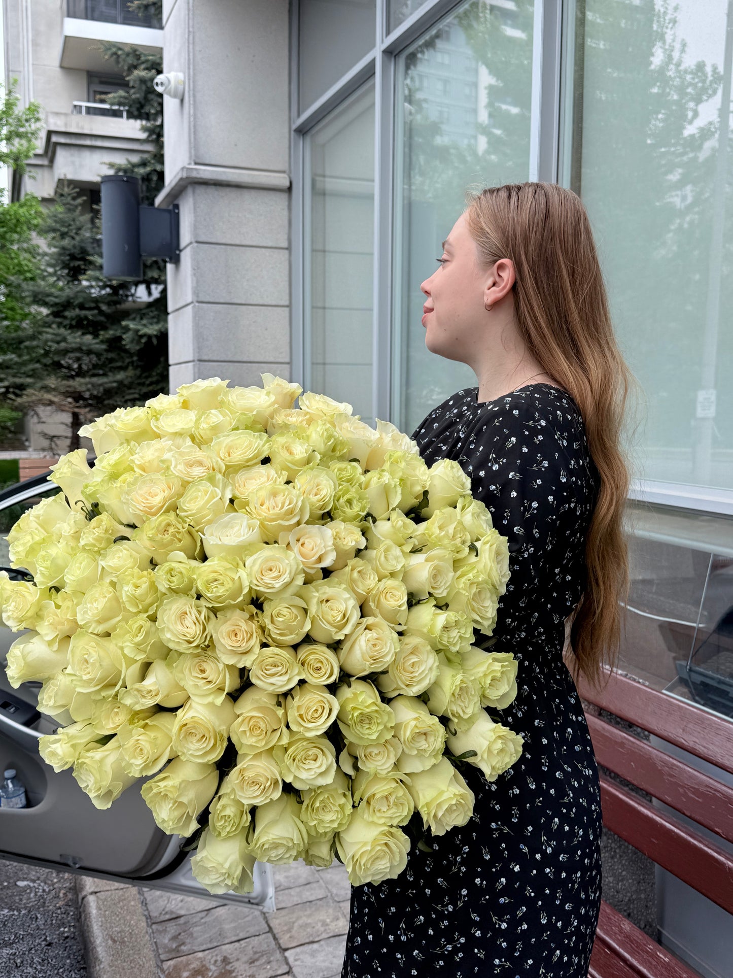 100 White Long-Stem Rose
