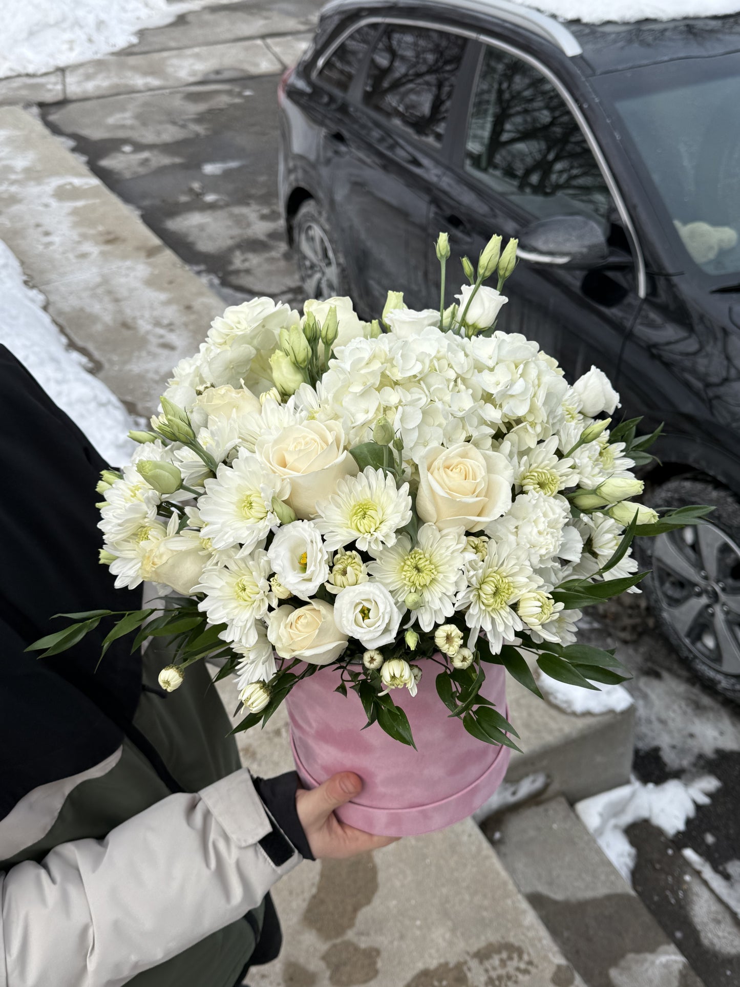 Ivory Garden Velvet Hatbox
